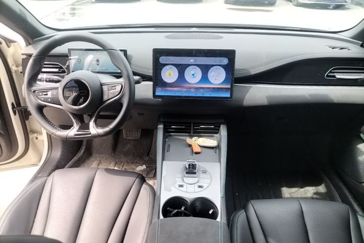 Used BYD Seal 06 New Energy 2024 DM-i 120KM Prestige Model Center Console
