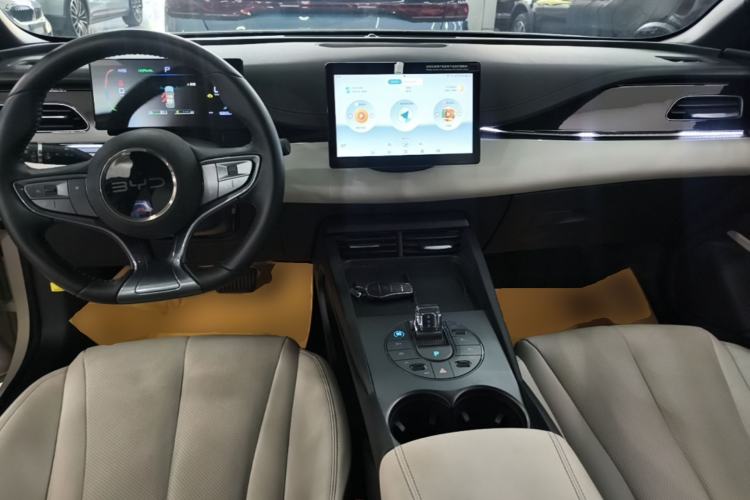 Used BYD Seal 06 New Energy 2024 DM-i 80KM Luxury Model Center Console