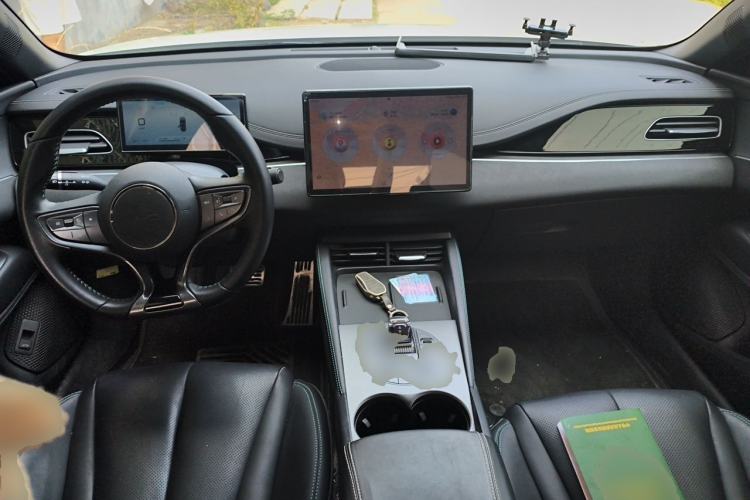 Used BYD Seal 06 New Energy 2024 DM-i 80KM Prestige Model Center Console
