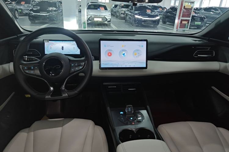 Used BYD Seal 06 New Energy 2024 DM-i 120KM Prestige Model Center Console