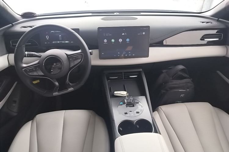 Used BYD Seal 06 New Energy 2024 DM-i 80KM Prestige Model Center Console