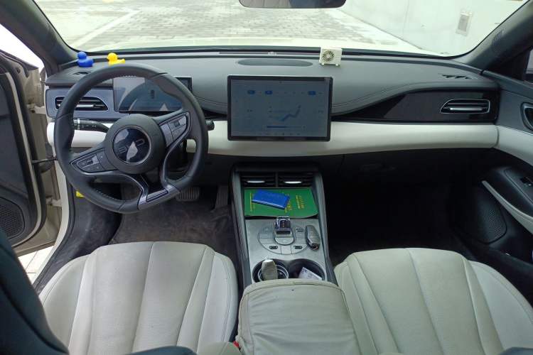 Used BYD Seal 06 New Energy 2024 DM-i 80KM Prestige Model Center Console