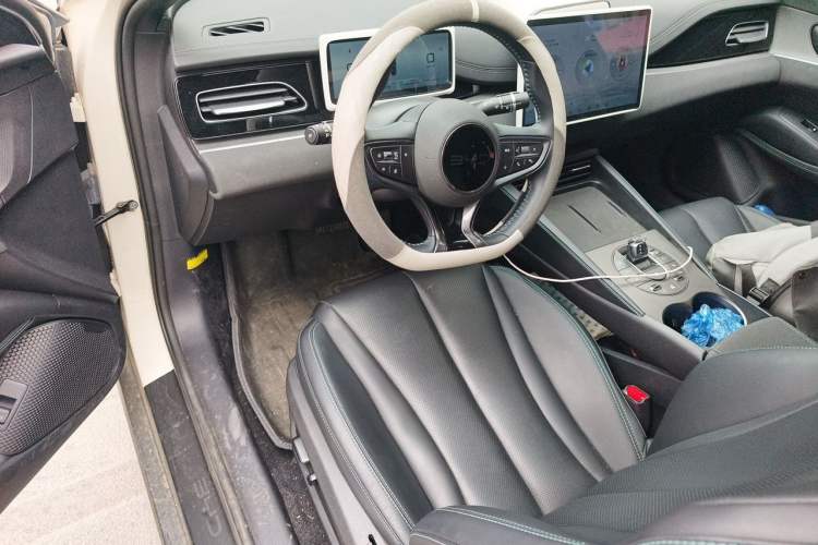Used BYD Seal 06 New Energy 2024 DM-i 120KM Prestige Model Center Console