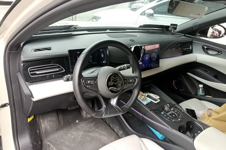 Used BYD Seal 06 New Energy 2024 DM-i 80KM Luxury Model Center Console