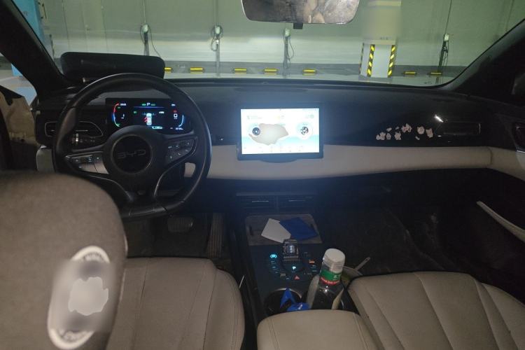 Used BYD Seal 06 New Energy 2024 DM-i 80KM Luxury Model Center Console