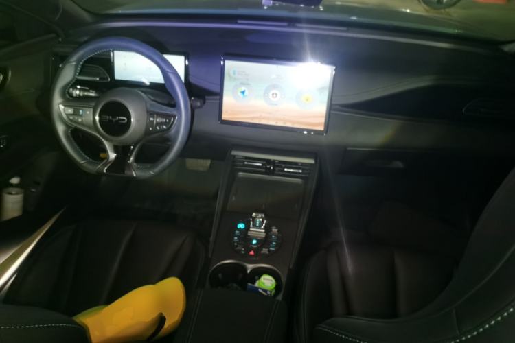 Used BYD Seal 06 New Energy 2024 DM-i 80KM Prestige Model Center Console
