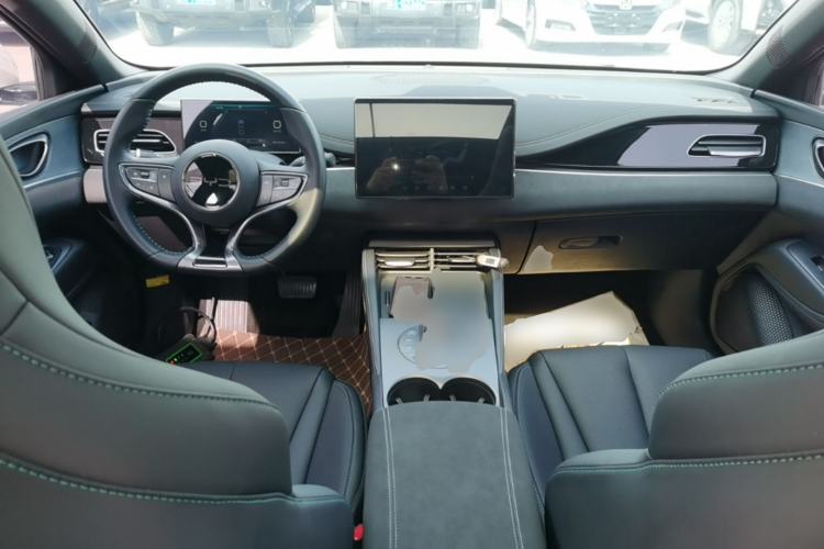 Used BYD Seal 06 New Energy 2024 DM-i 120KM Prestige Model Center Console