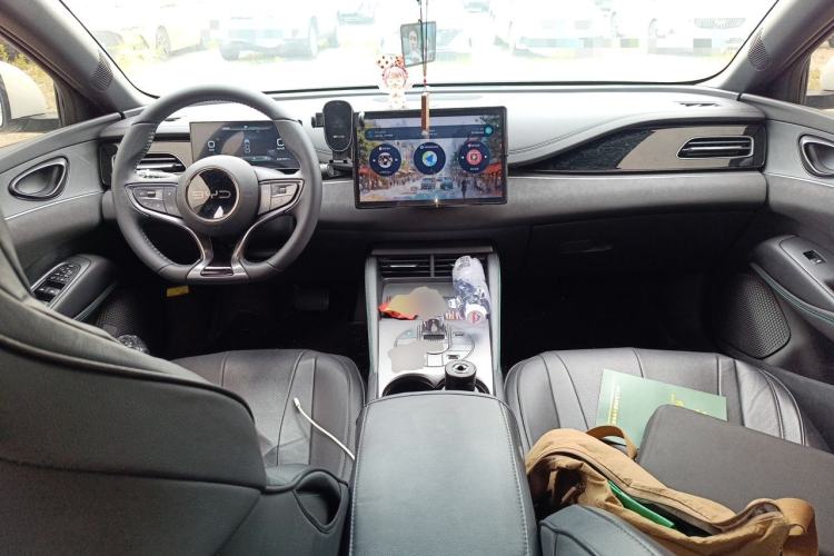 Used BYD Seal 06 New Energy 2024 DM-i 120KM Luxury Model Center Console