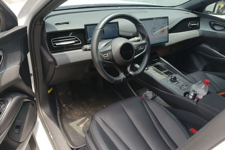 Used BYD Seal 06 New Energy 2024 DM-i 120KM Prestige Model Center Console