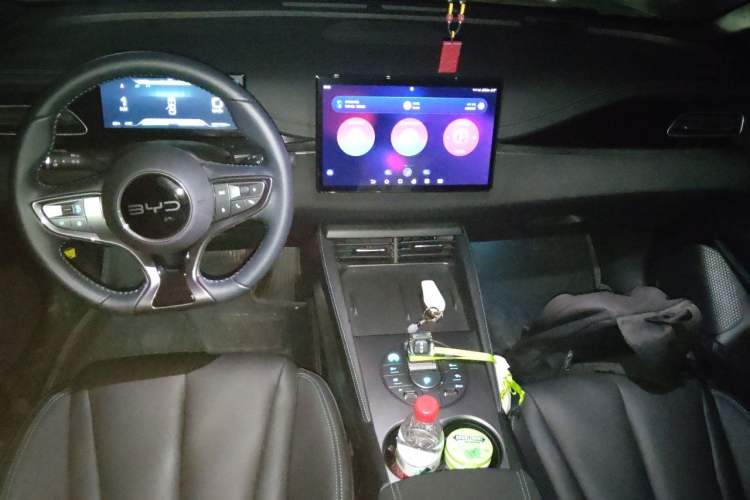 Used BYD Seal 06 New Energy 2024 DM-i 120KM Prestige Model Center Console