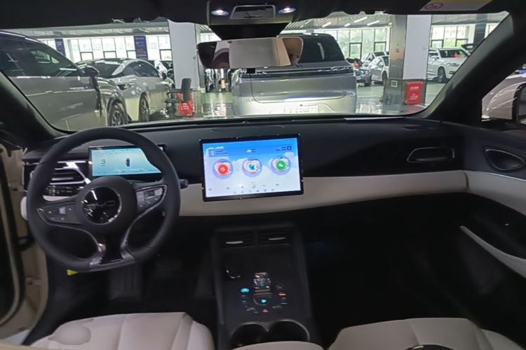 Used BYD Seal 06 New Energy 2024 DM-i 80KM Prestige Model Center Console