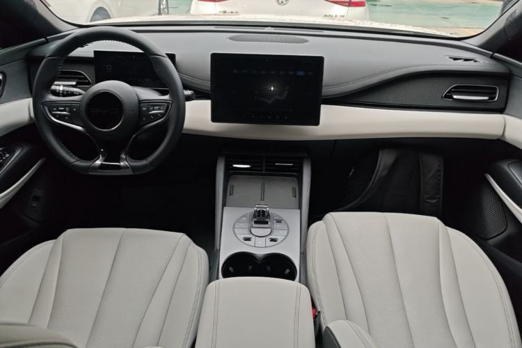 Used BYD Seal 06 New Energy 2024 DM-i 80KM Prestige Model Center Console
