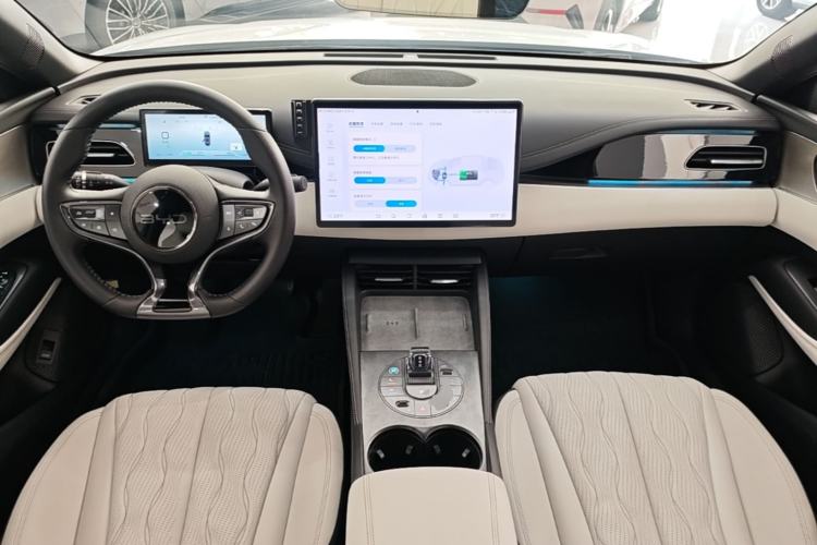 Used BYD Seal 06 New Energy 2024 DM-i 120KM Flagship Model Center Console
