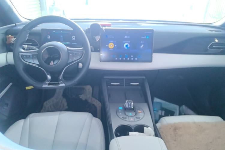 Used BYD Seal 06 New Energy 2024 DM-i 80KM Prestige Model Center Console