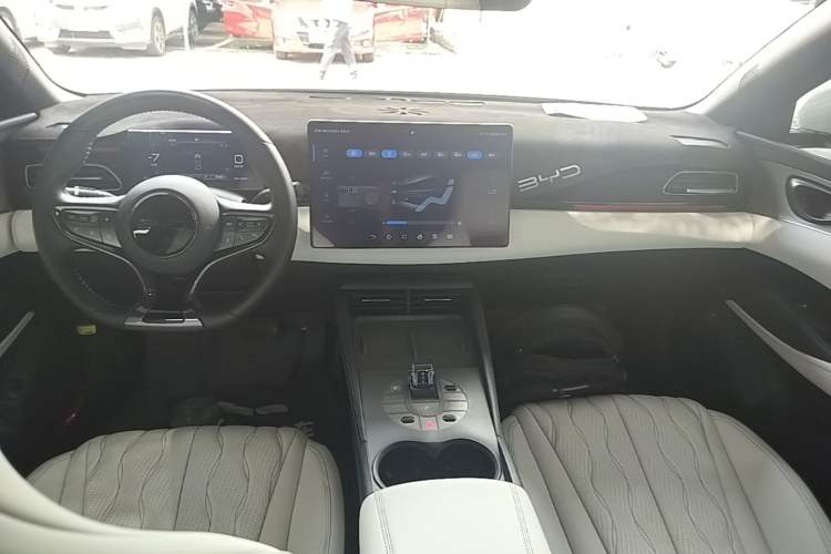Used BYD Seal 06 New Energy 2024 DM-i 120KM Flagship Model Center Console