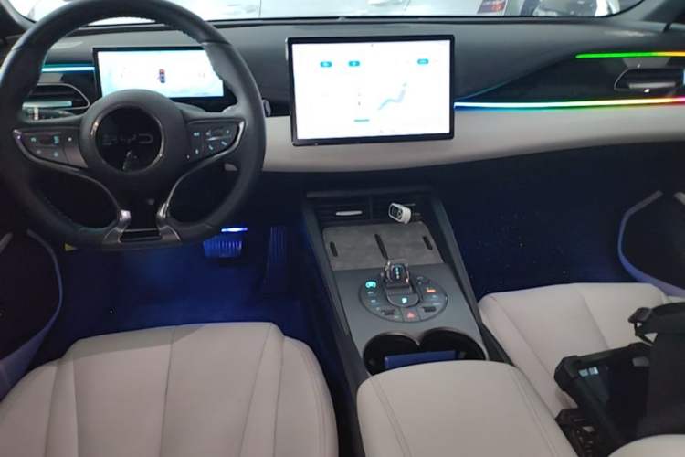 Used BYD Seal 06 New Energy 2024 DM-i 80KM Prestige Model Center Console