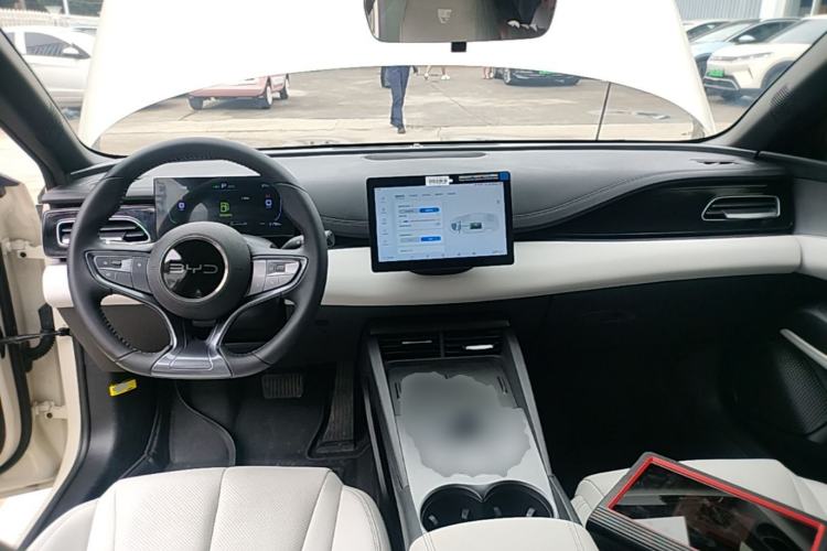 Used BYD Seal 06 New Energy 2024 DM-i 80KM Luxury Model Center Console