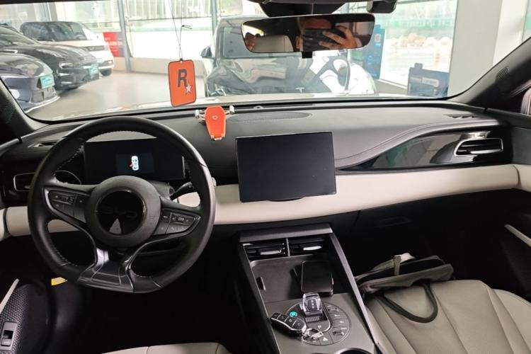 Used BYD Seal 06 New Energy 2024 DM-i 80KM Luxury Model Center Console