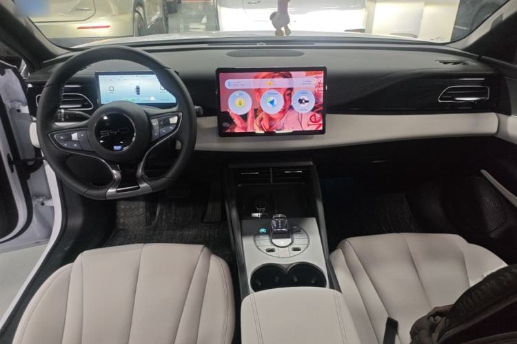 Used BYD Seal 06 New Energy 2024 DM-i 120KM Prestige Model Center Console