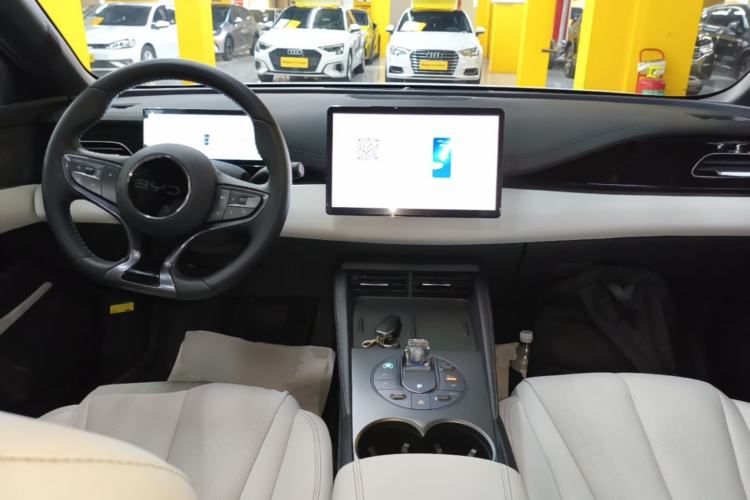 Used BYD Seal 06 New Energy 2024 DM-i 120KM Prestige Model Center Console