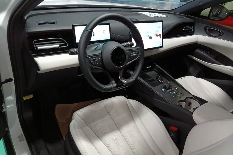 Used BYD Seal 06 New Energy 2024 DM-i 120KM Luxury Model Center Console