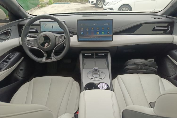 Used BYD Seal 06 New Energy 2024 DM-i 120KM Prestige Model Center Console