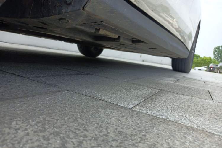 Used BYD Seal 06 New Energy 2024 DM-i 80KM Prestige Model Chassis Front Left