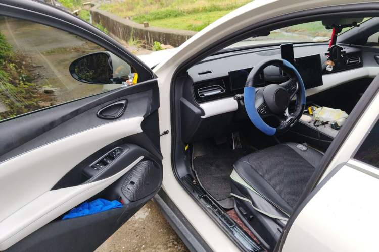 Used BYD Seal 06 New Energy 2024 DM-i 80KM Prestige Model Driver Seat