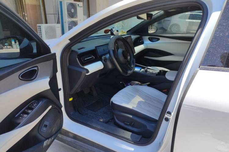 Used BYD Seal 06 New Energy 2024 DM-i 120KM Flagship Model Driver Seat