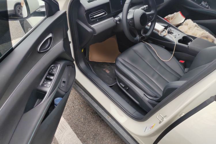 Used BYD Seal 06 New Energy 2024 DM-i 120KM Prestige Model Driver Seat