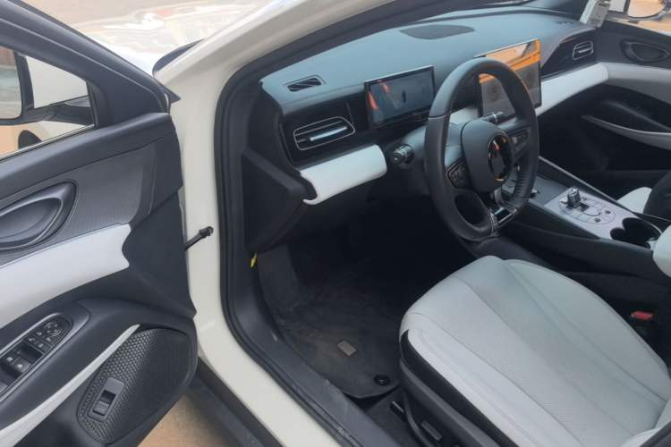 Used BYD Seal 06 New Energy 2024 DM-i 120KM Prestige Model Driver Seat