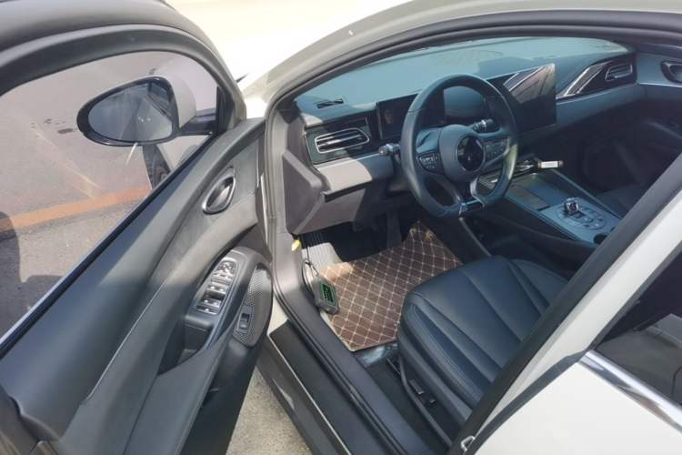 Used BYD Seal 06 New Energy 2024 DM-i 120KM Prestige Model Driver Seat