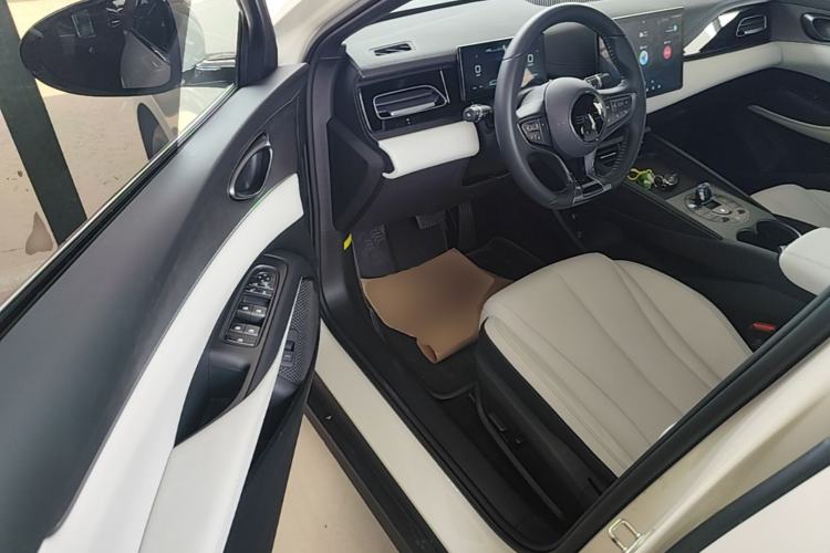Used BYD Seal 06 New Energy 2024 DM-i 80KM Prestige Model Driver Seat