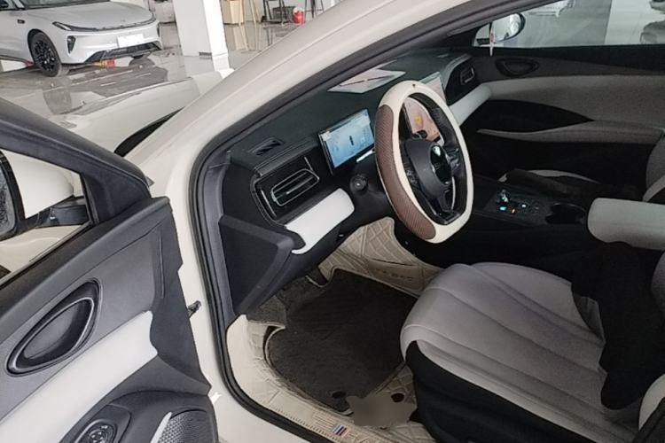 Used BYD Seal 06 New Energy 2024 DM-i 120KM Luxury Model Driver Seat