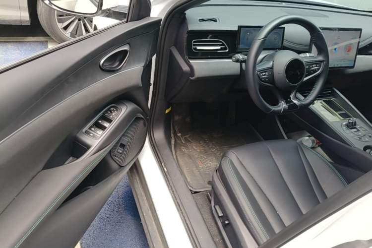 Used BYD Seal 06 New Energy 2024 DM-i 120KM Prestige Model Driver Seat
