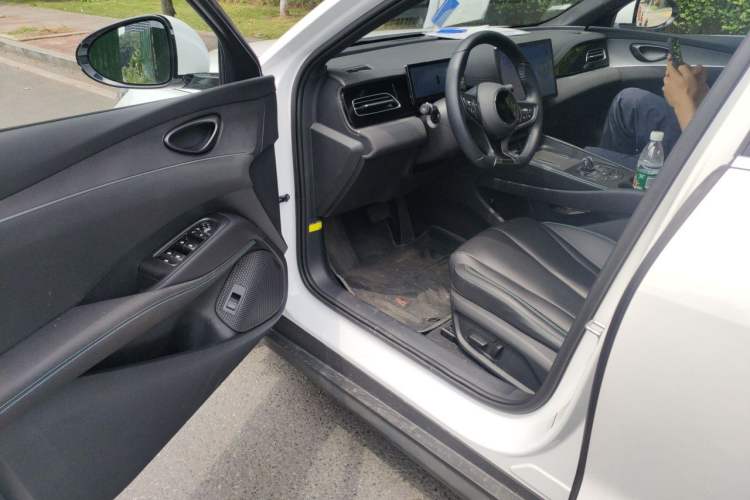 Used BYD Seal 06 New Energy 2024 DM-i 120KM Prestige Model Driver Seat