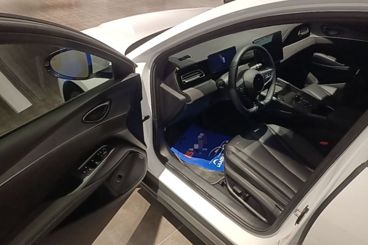 Used BYD Seal 06 New Energy 2024 DM-i 120KM Prestige Model Driver Seat