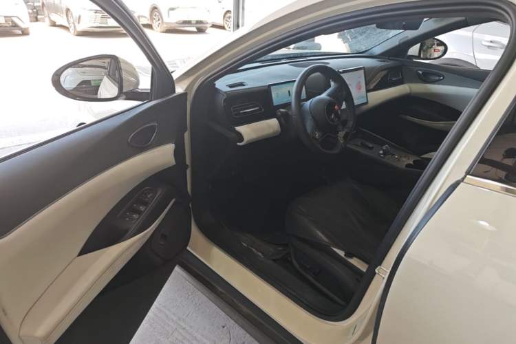 Used BYD Seal 06 New Energy 2024 DM-i 120KM Prestige Model Driver Seat
