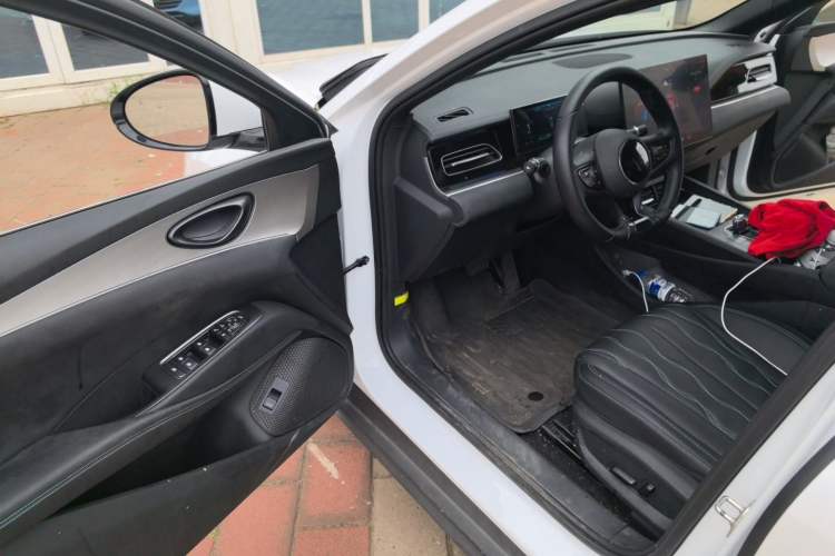 Used BYD Seal 06 New Energy 2024 DM-i 120KM Flagship Model Driver Seat