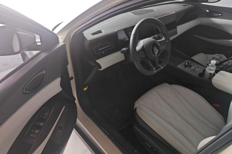 Used BYD Seal 06 New Energy 2024 DM-i 120KM Luxury Model Driver Seat