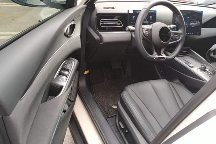 Used BYD Seal 06 New Energy 2024 DM-i 80KM Prestige Model Driver Seat