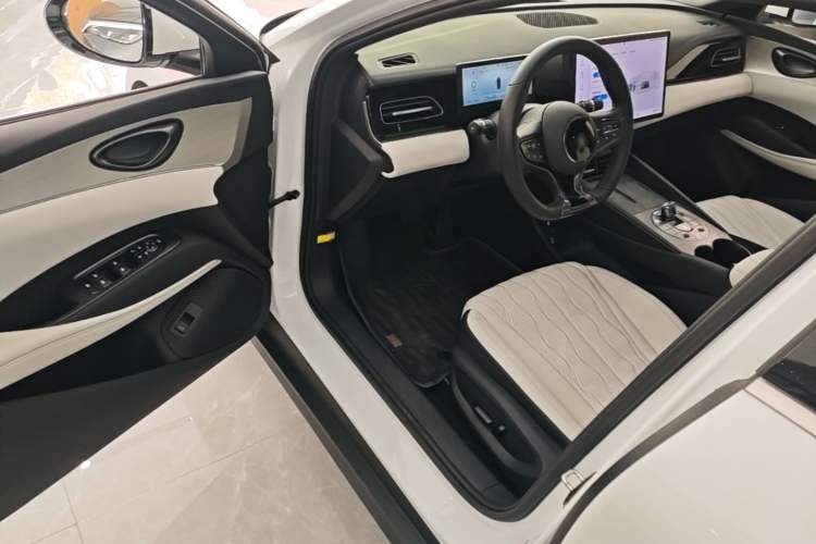 Used BYD Seal 06 New Energy 2024 DM-i 120KM Flagship Model Driver Seat