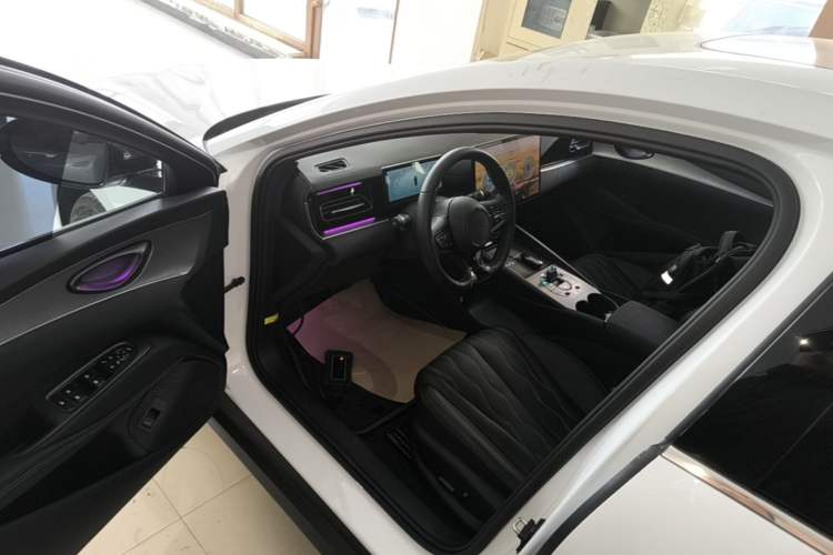 Used BYD Seal 06 New Energy 2024 DM-i 120KM Flagship Model Driver Seat