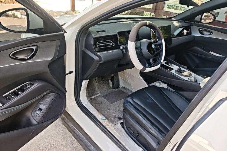 Used BYD Seal 06 New Energy 2024 DM-i 80KM Prestige Model Driver Seat