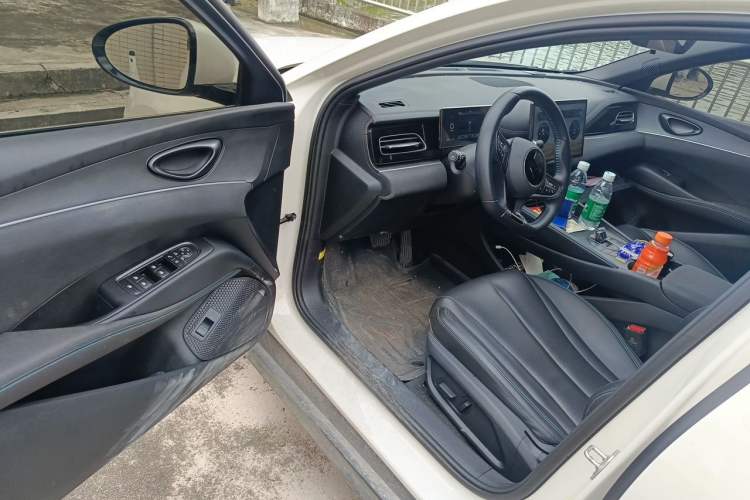 Used BYD Seal 06 New Energy 2024 DM-i 80KM Prestige Model Driver Seat