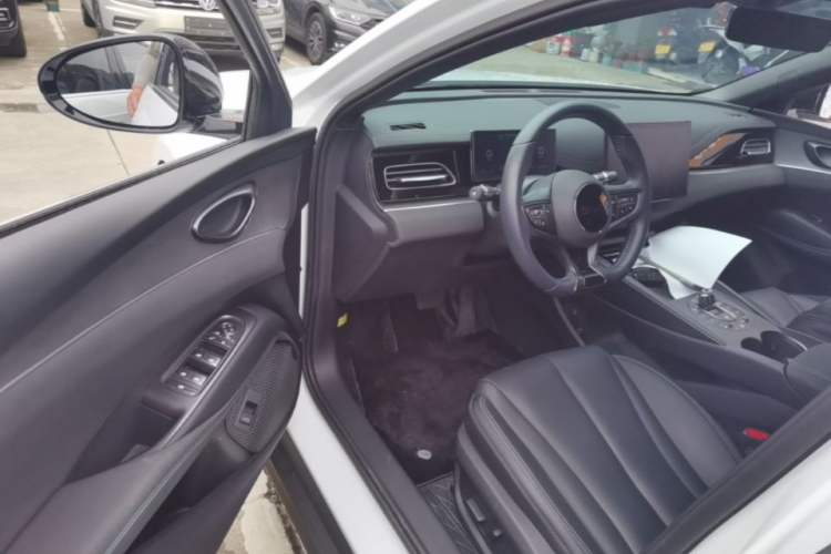Used BYD Seal 06 New Energy 2024 DM-i 120KM Prestige Model Driver Seat