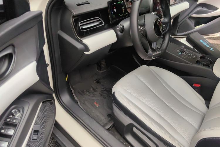 Used BYD Seal 06 New Energy 2024 DM-i 80KM Luxury Model Driver Seat