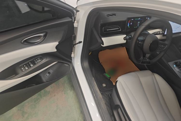 Used BYD Seal 06 New Energy 2024 DM-i 80KM Luxury Model Driver Seat
