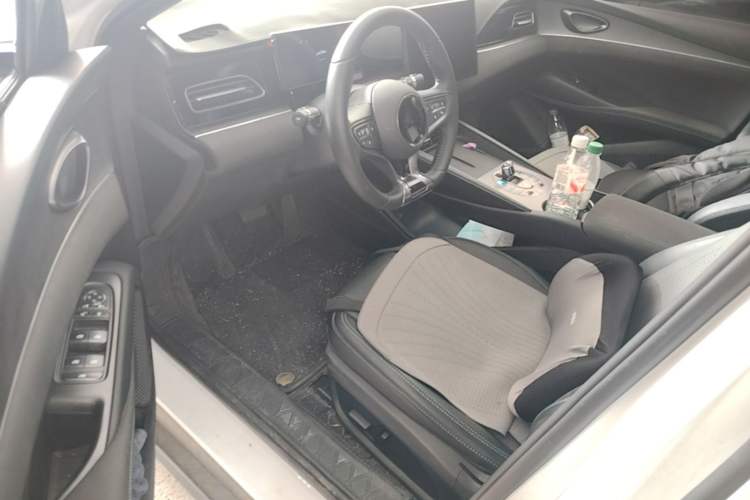 Used BYD Seal 06 New Energy 2024 DM-i 80KM Prestige Model Driver Seat
