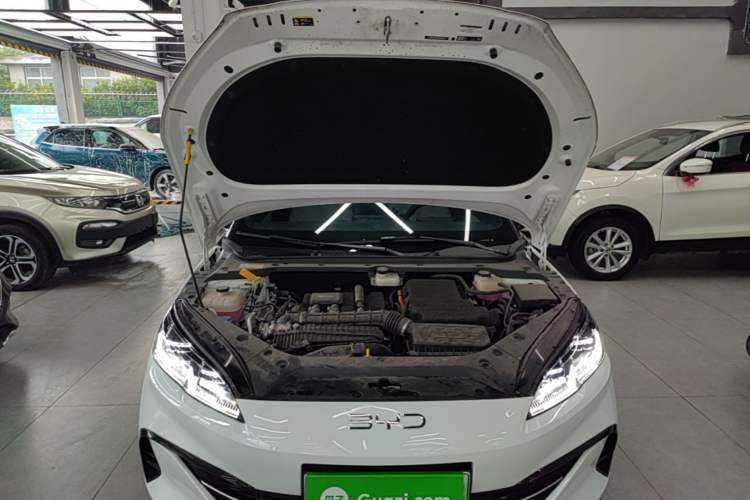 Used BYD Seal 06 New Energy 2024 DM-i 80KM Luxury Model Engine Bay